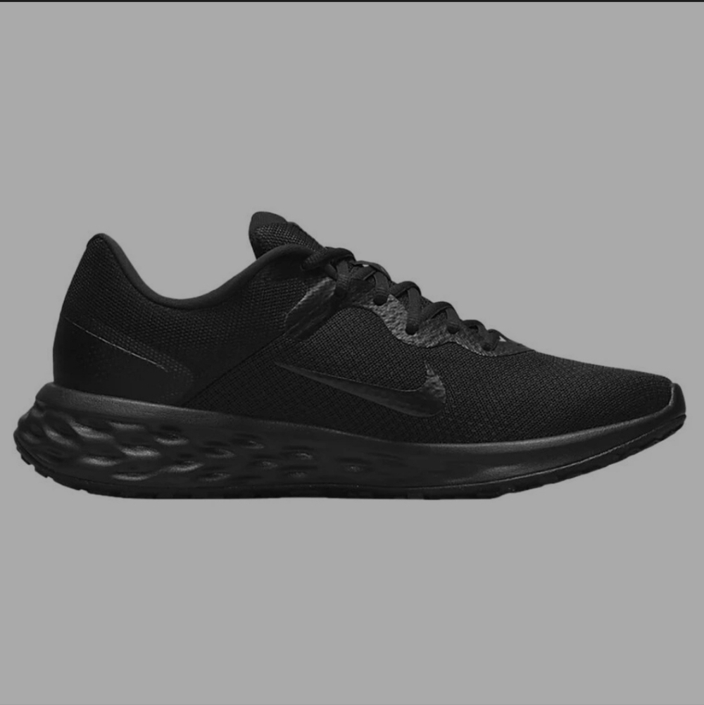 Nwot Nike Revolution Shoes - Picture 3 of 10